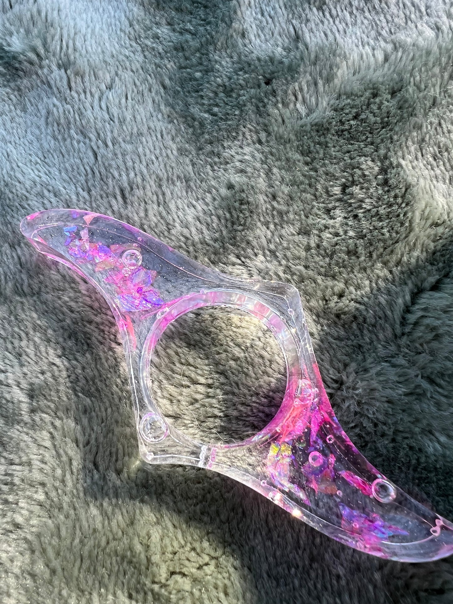 pink glitter page holder 🩷