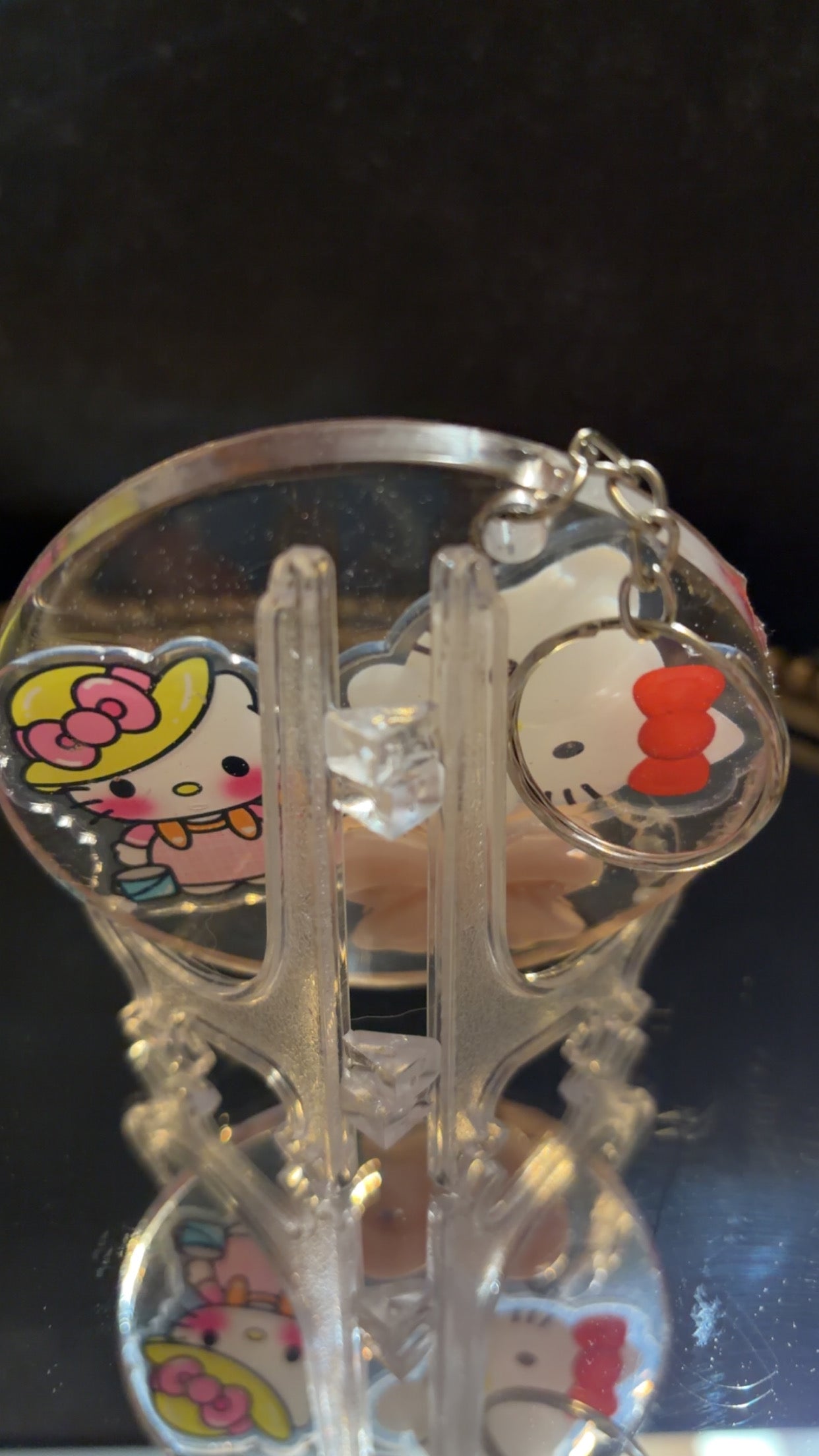hello kitty keychain