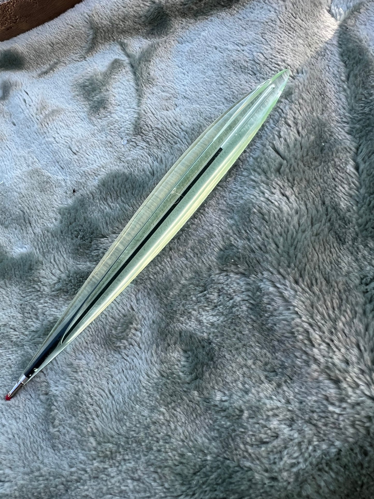 glow in the dark pen