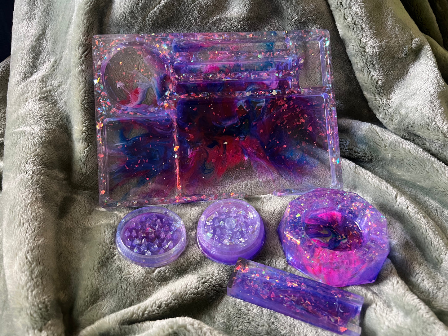 Galaxy Rolling Tray Collection