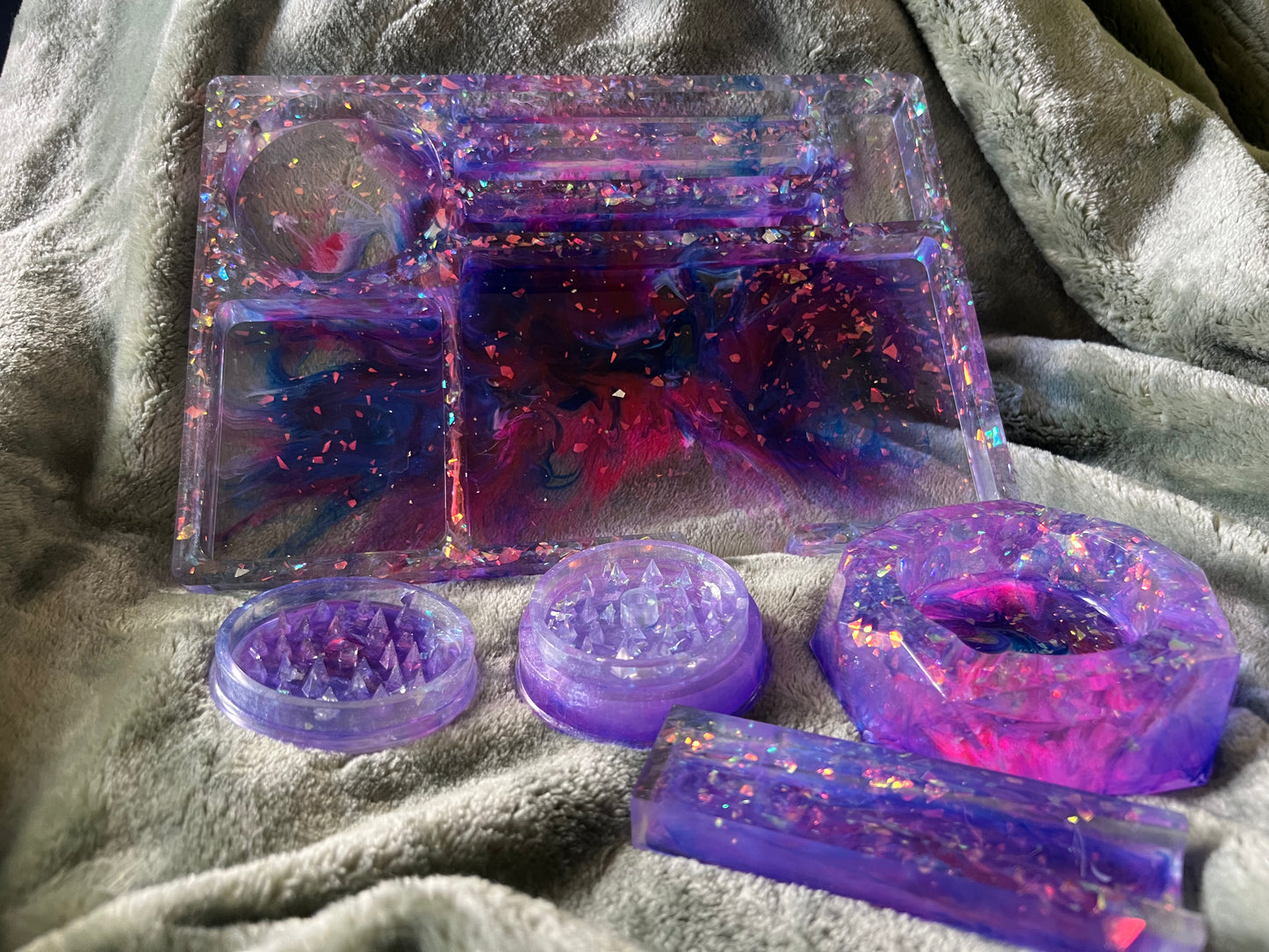 Galaxy Rolling Tray Collection