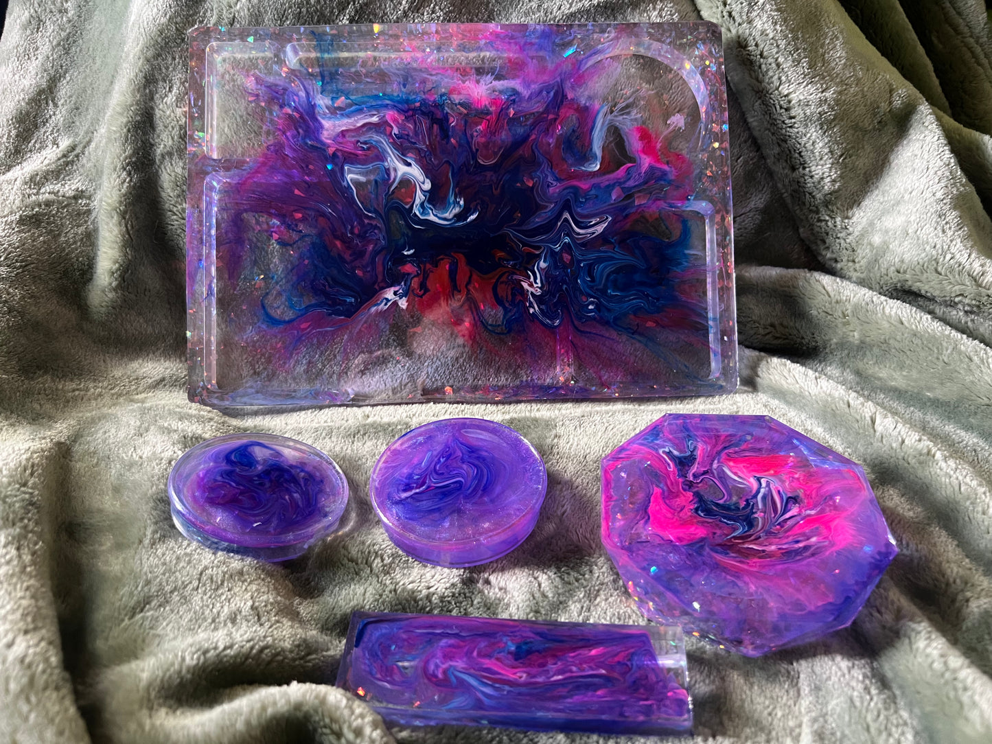 Galaxy Rolling Tray Collection